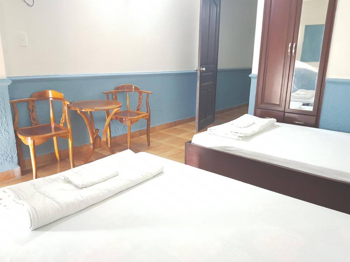 Van Thanh Dat Hotel Ho Chi Minh City Exterior photo